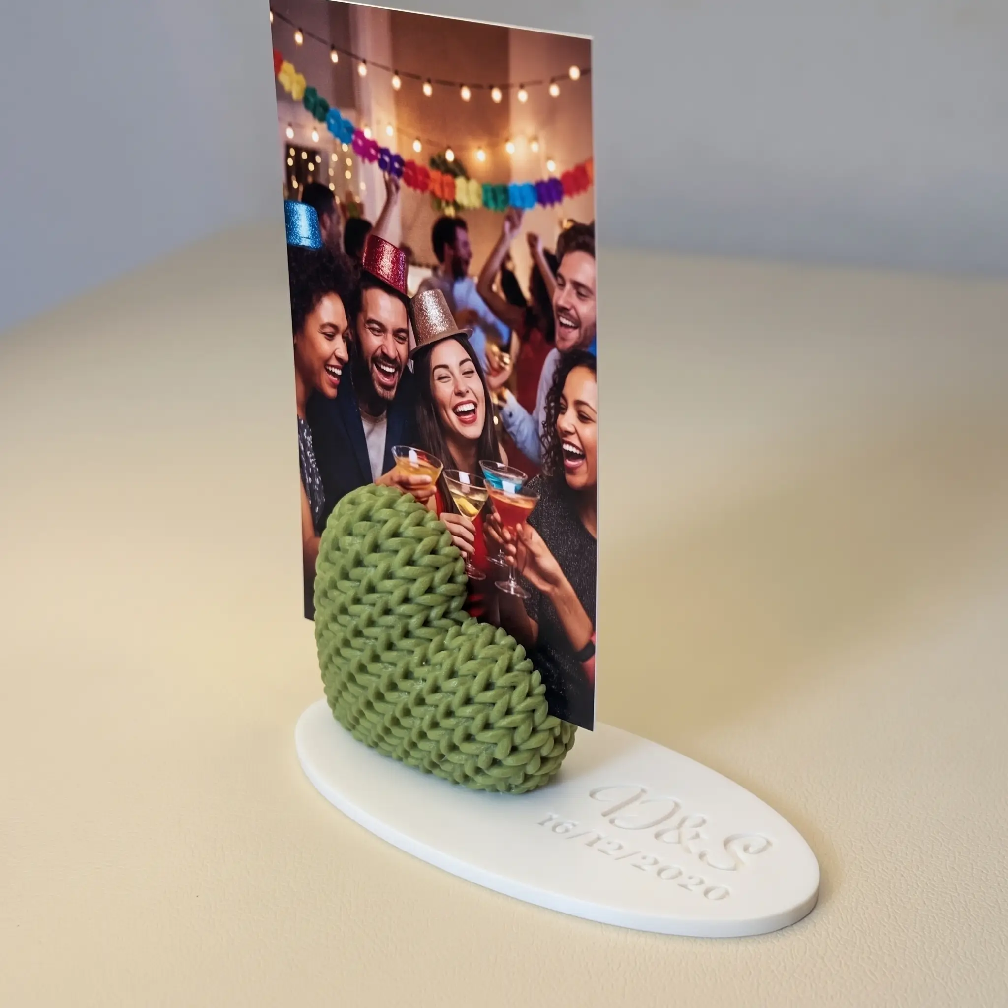 Recuerdos para Bodas de Portafotos Corazón Personalizado – Paq. 50 unidades